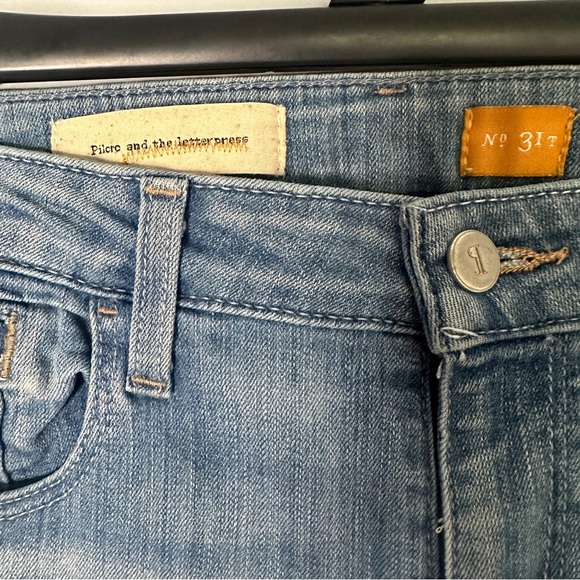 Anthropologie Pilcro Slim Straight Frayed Hem Denim Jeans Ankle Size 31 Tall - Picture 10 of 16